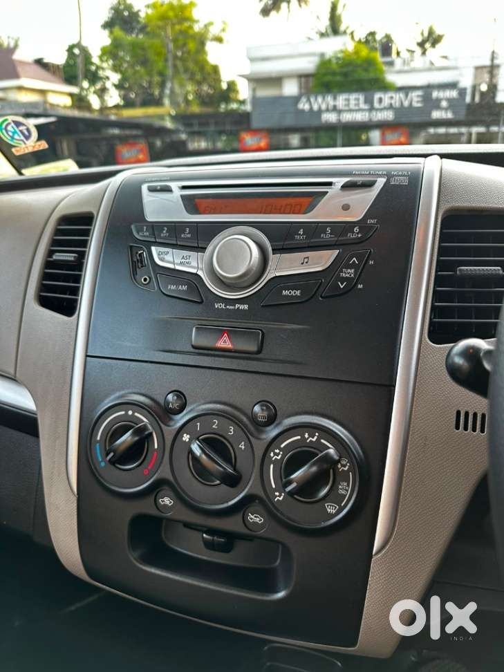 Maruti Suzuki Wagon R Vxi 1.0, 2016, Petrol