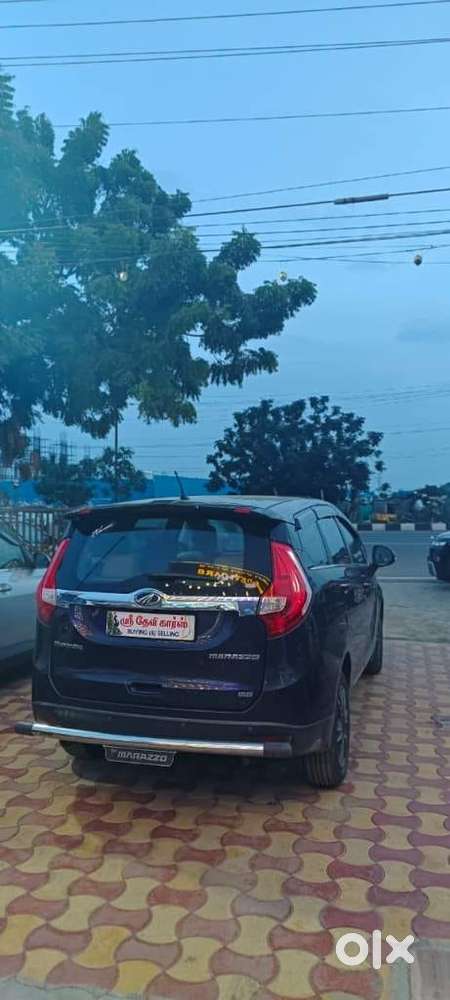 Mahindra Marazzo M8, 2018, Diesel