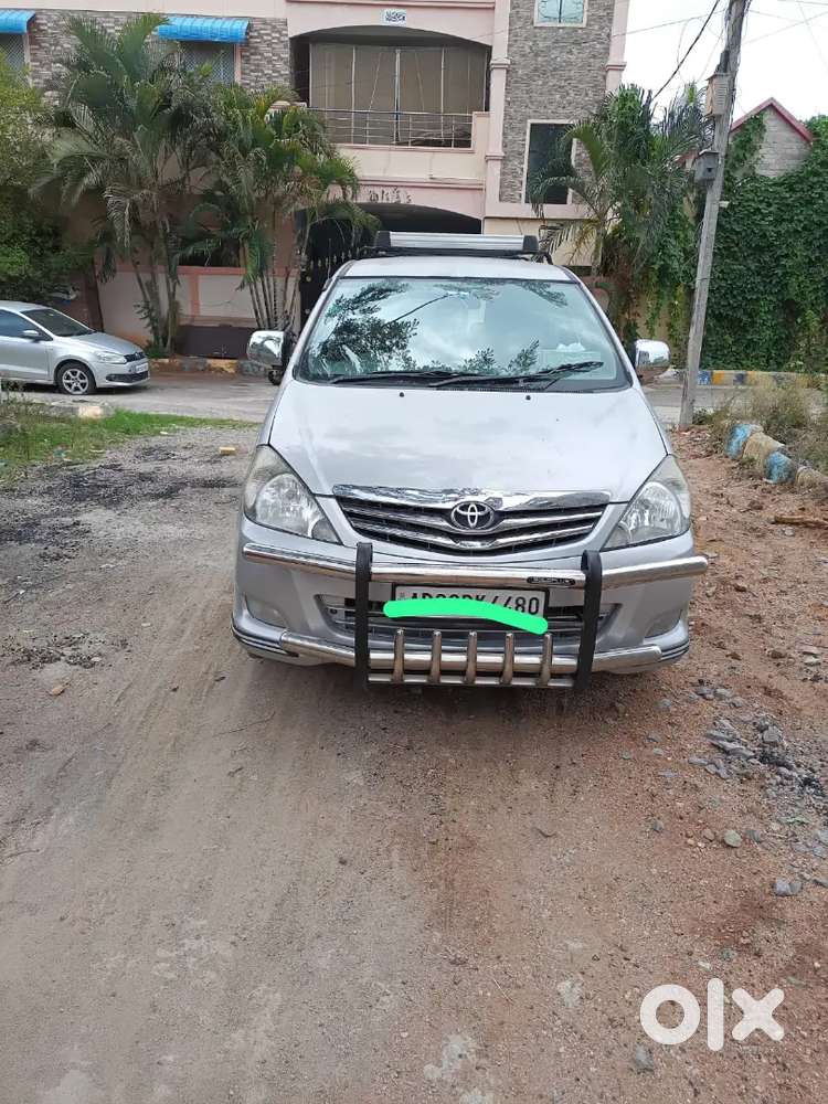 Toyota Innova 2010 Diesel 197000 Km Driven