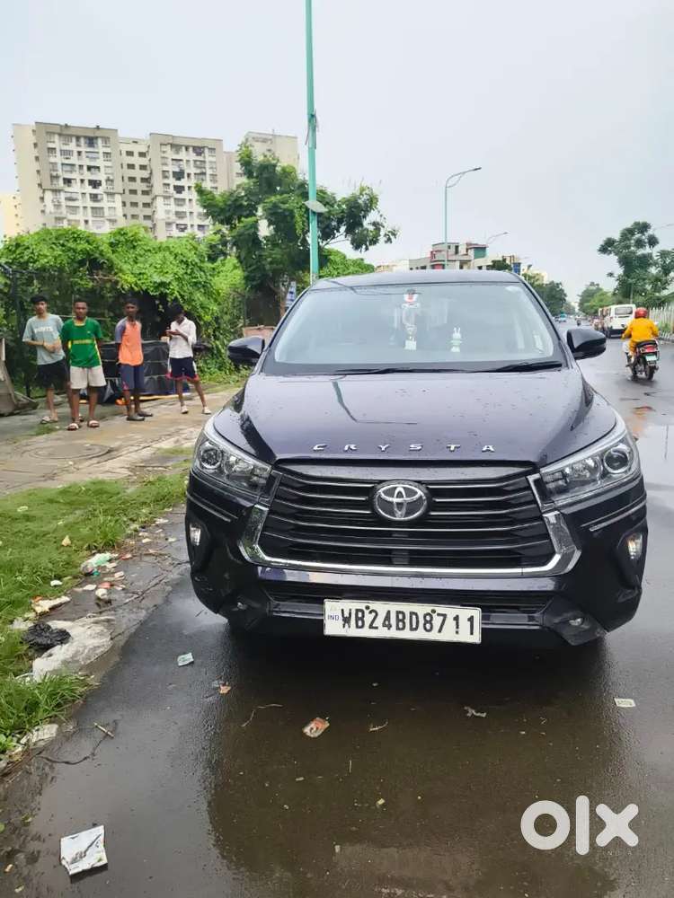 Toyota Innova Crysta 2.4 V 7 Str 2022