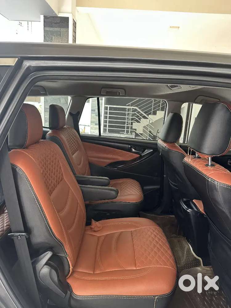 2017 Model Innova Crysta 2.4 G Manual Diesel