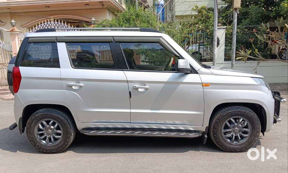 Mahindra Tuv 300 T10, 2019, Diesel