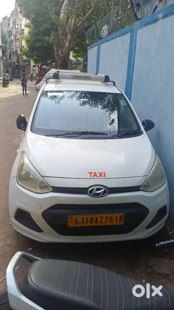 Hyundai Xcent Petrol + Cng 2018