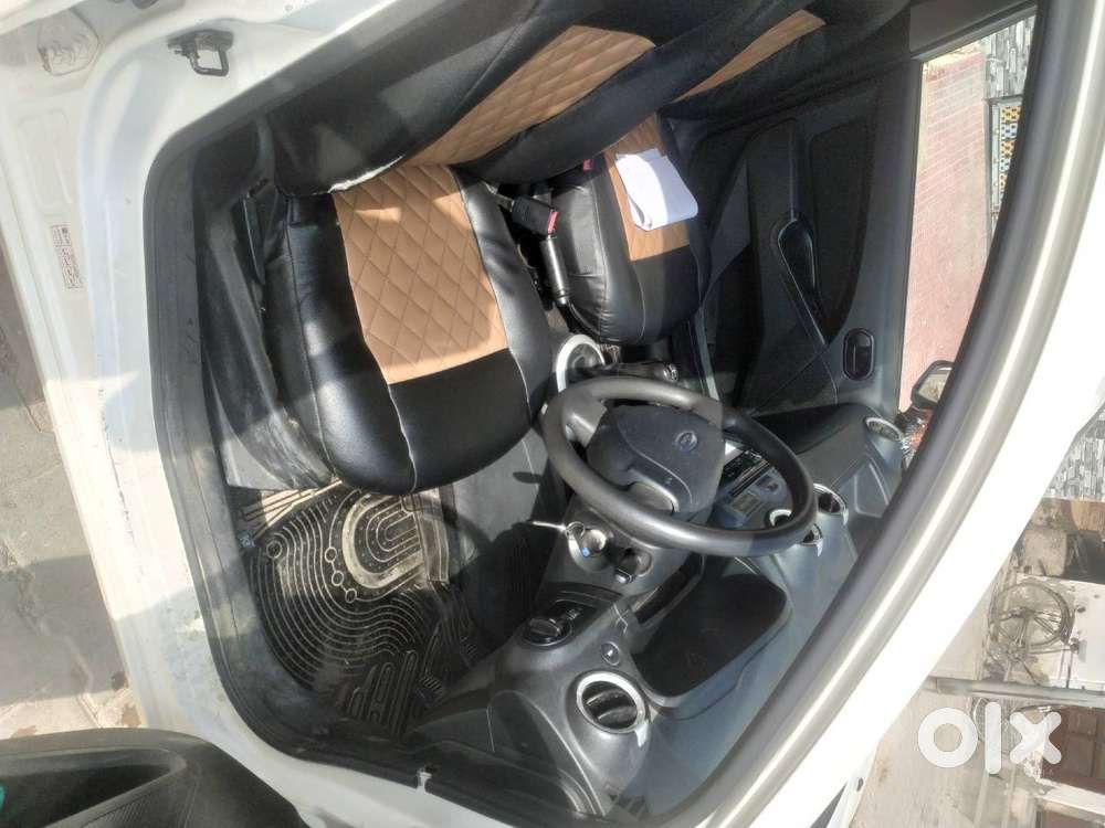 Full Ac, Power Windo Front,power Steering, Centre Locking