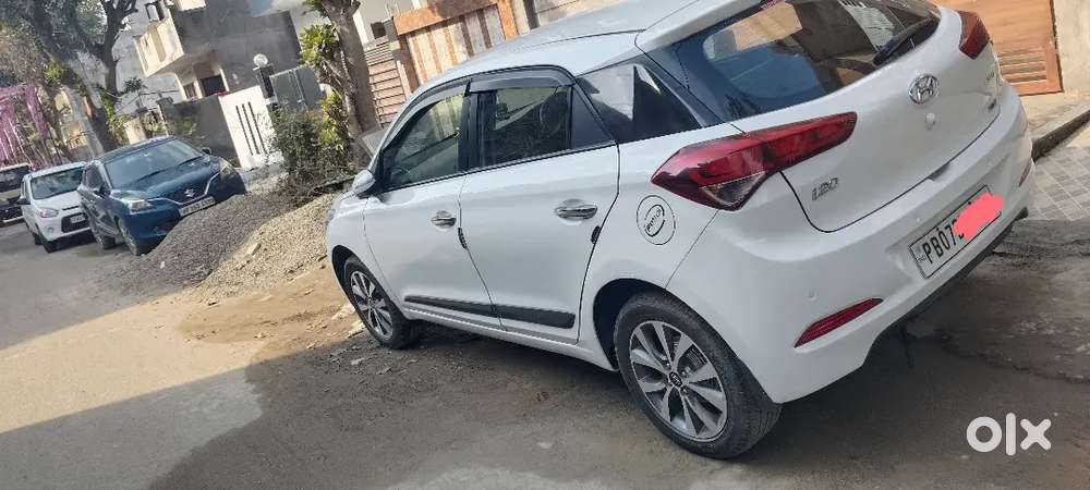 Hyundai I20 2017 Petrol 82000 Km Driven