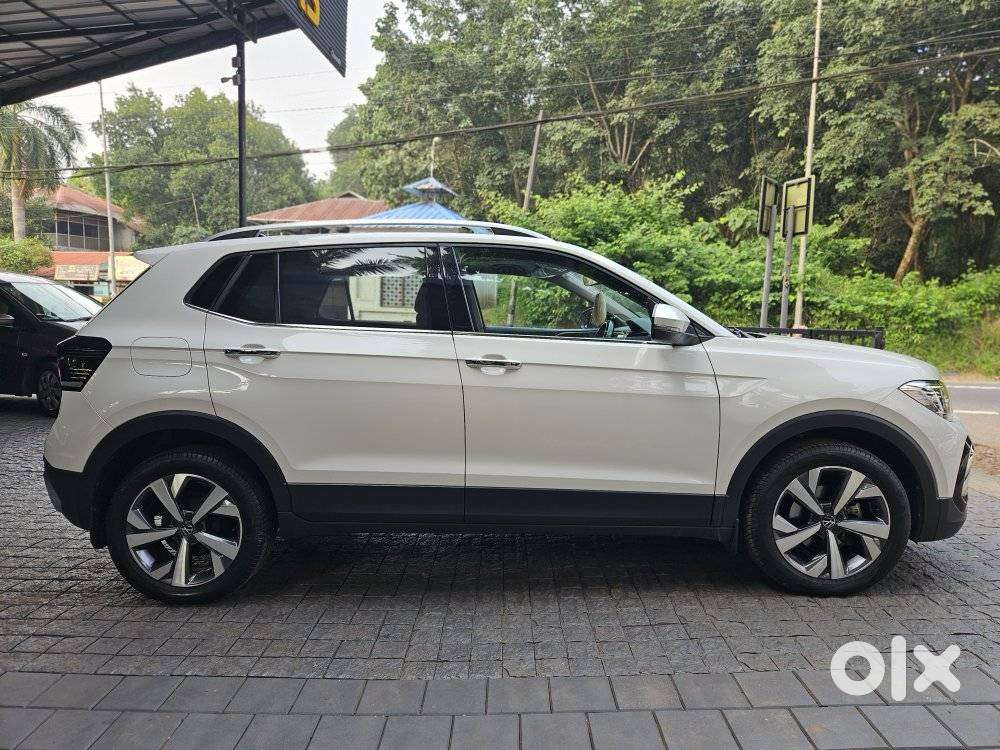Volkswagen Taigun 1.0 Tsi Topline At, 2023, Petrol