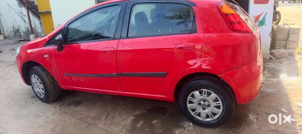 Fiat Punto 2012 Petrol 110000 Km Driven