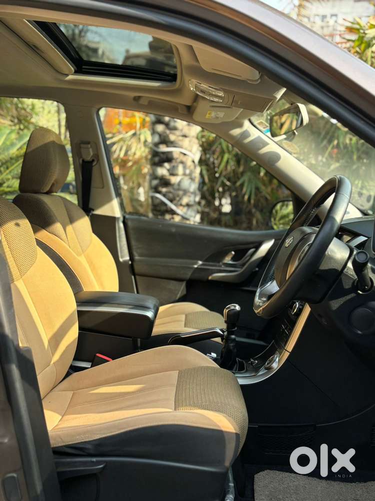 Mahindra Xuv500 W9, 2021, Diesel