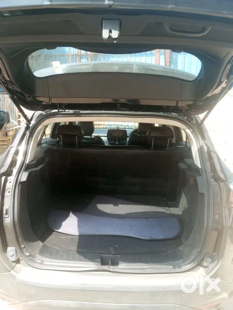 Tata Harrier 2022 Diesel 120000 Km Driven