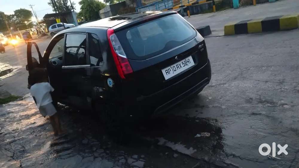 Ford Figo 2011 Diesel Well Maintained