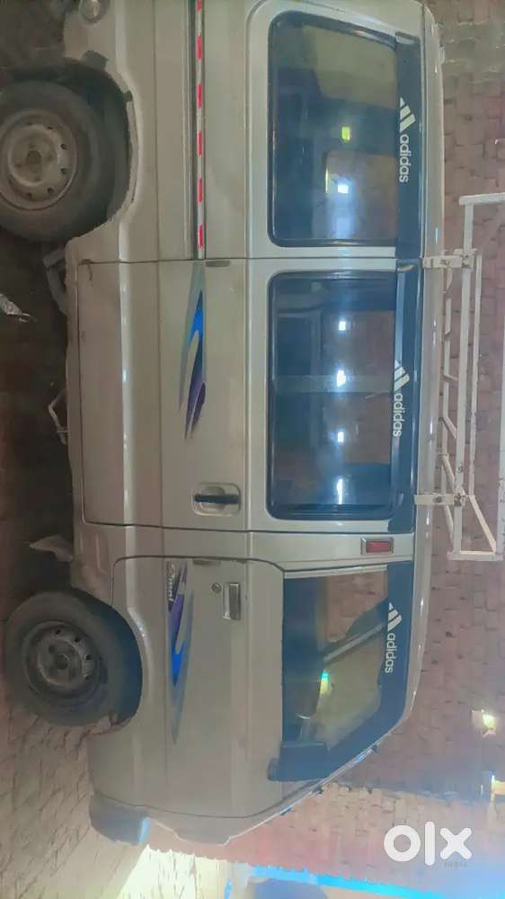 Maruti Suzuki Omni 2011