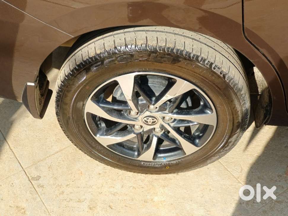 Toyota Rumion V At, 2023, Petrol
