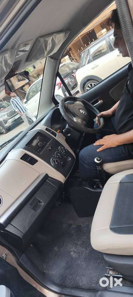 Maruti Suzuki Wagon R Cng Lxi, 2013, Petrol