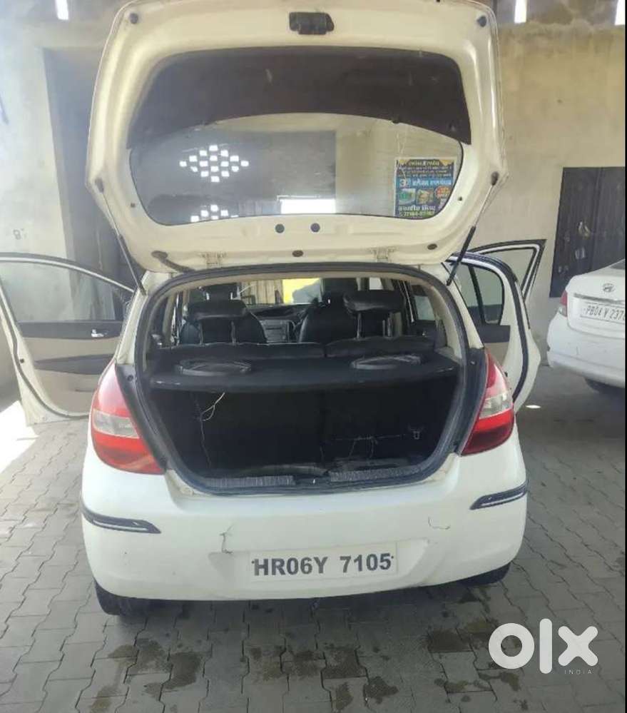 Hyundai I20 Sportz 2012