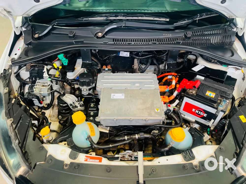 Tata Tiago Xza, 2018, Petrol