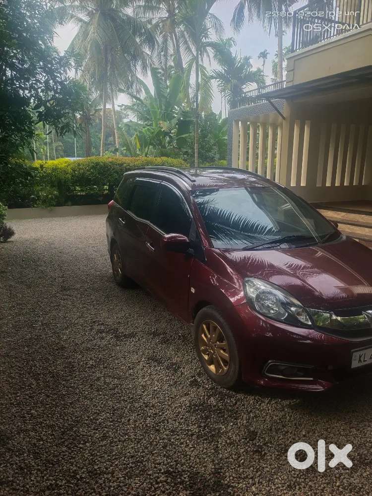 Mobilio Best Condition Good Mileage Seven Seater