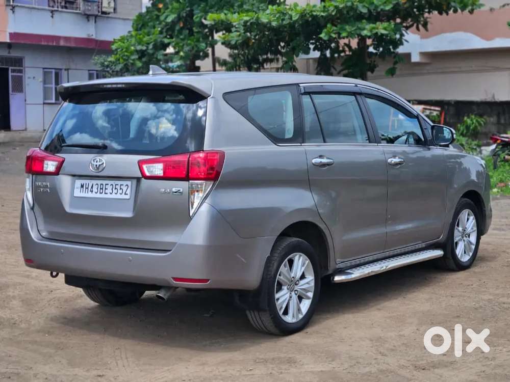 Toyota Innova Crysta 2.4 2016