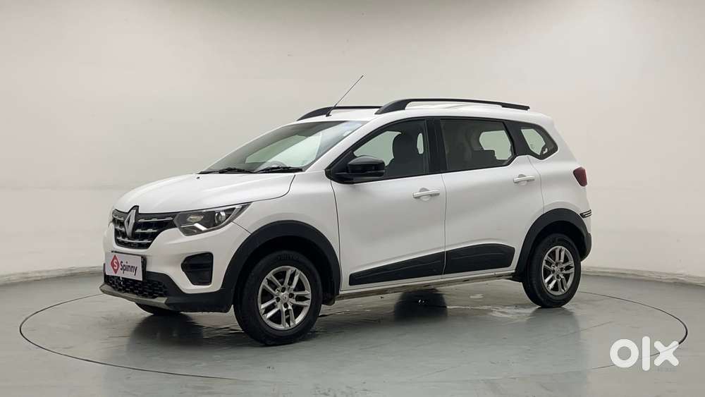 Renault Triber Rxt, 2022, Petrol