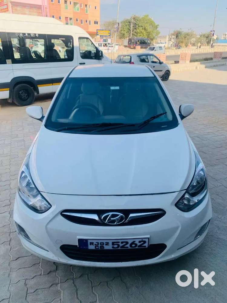 Hyundai Verna 1.6 S 2012