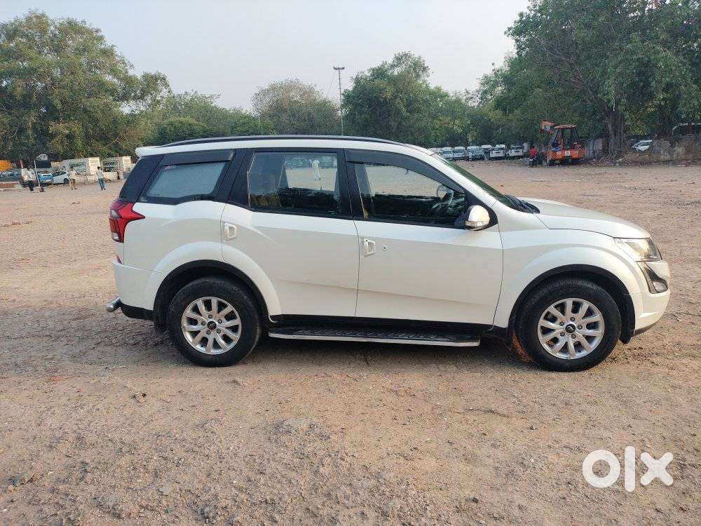 Mahindra Xuv500 W9, 2018, Petrol