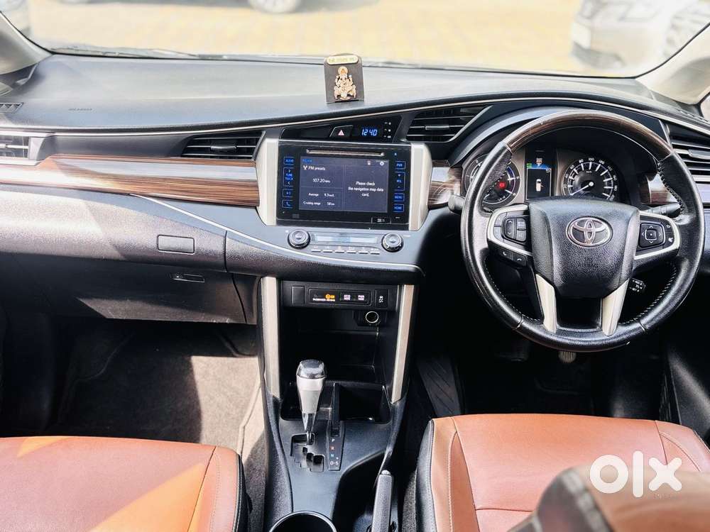 Toyota Innova Crysta 2.8 Zx At, 2017, Diesel