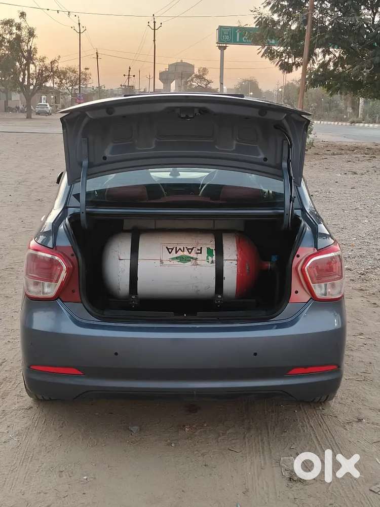 Xcent Vtvt Sx (o) Automatic
Fuel:- Patrol/cng 
Km ÷63126
