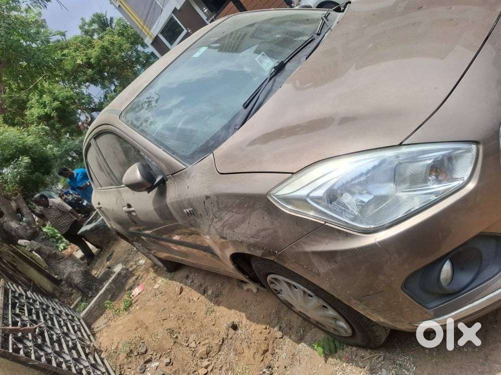 Maruti Suzuki Swift Dzire Vxi Optional, 2018, Petrol