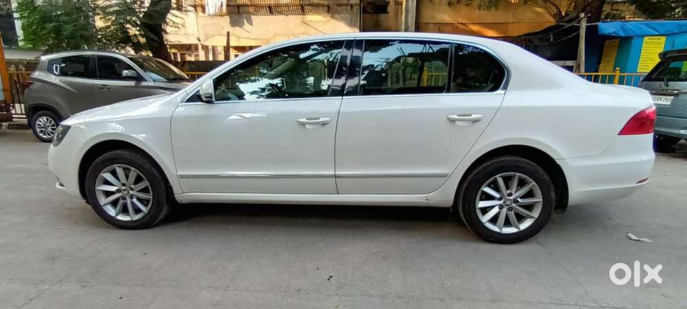 Skoda Superb Elegance Tdi 2.0 At, 2015, Diesel