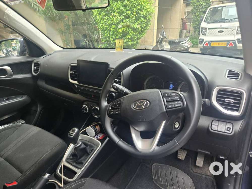 Almost New Hyundai Venue, Sep. 21 Model, 1.5 Crdi Sx Diesel