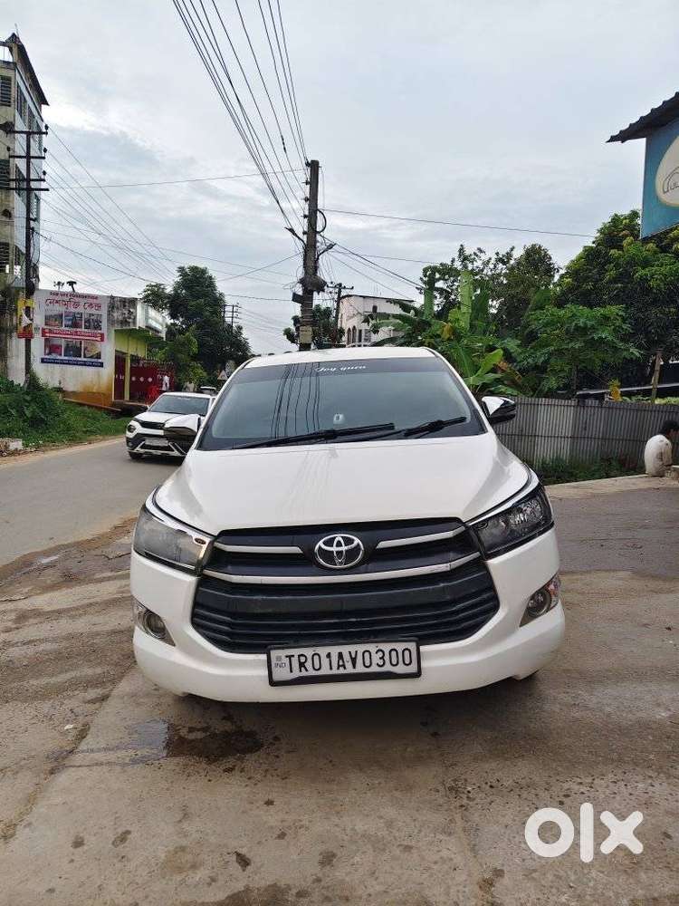 Toyota Innova Crysta 2.4 G Plus Mt 7 Str, 2017, Diesel