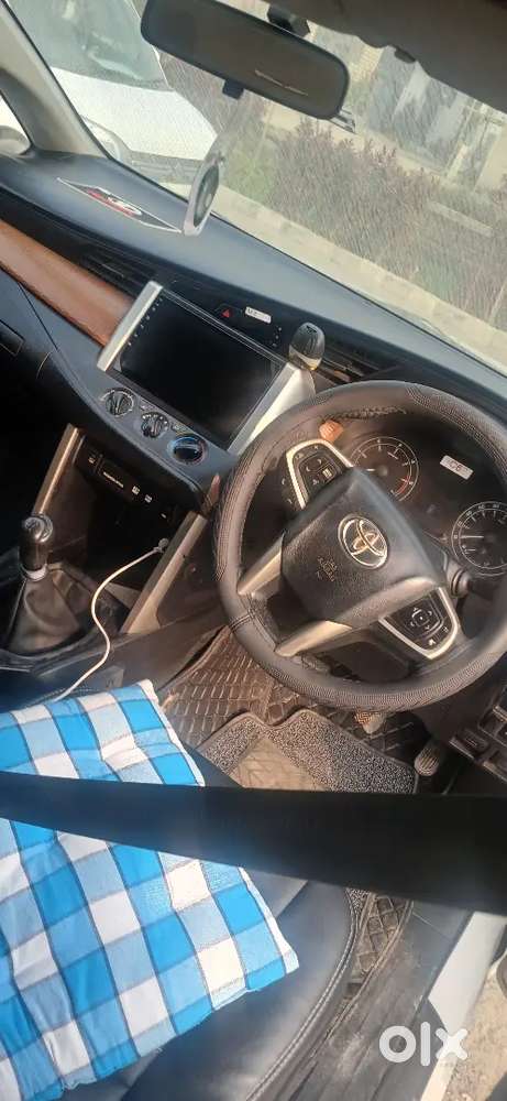 Toyota Innova Crysta 2017 Diesel 175000 Km Driven