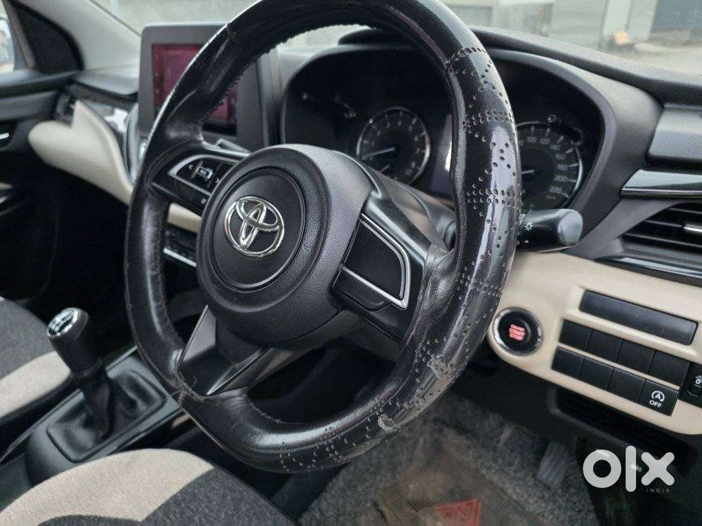 Toyota Glanza G Smart Hybrid, 2022, Petrol