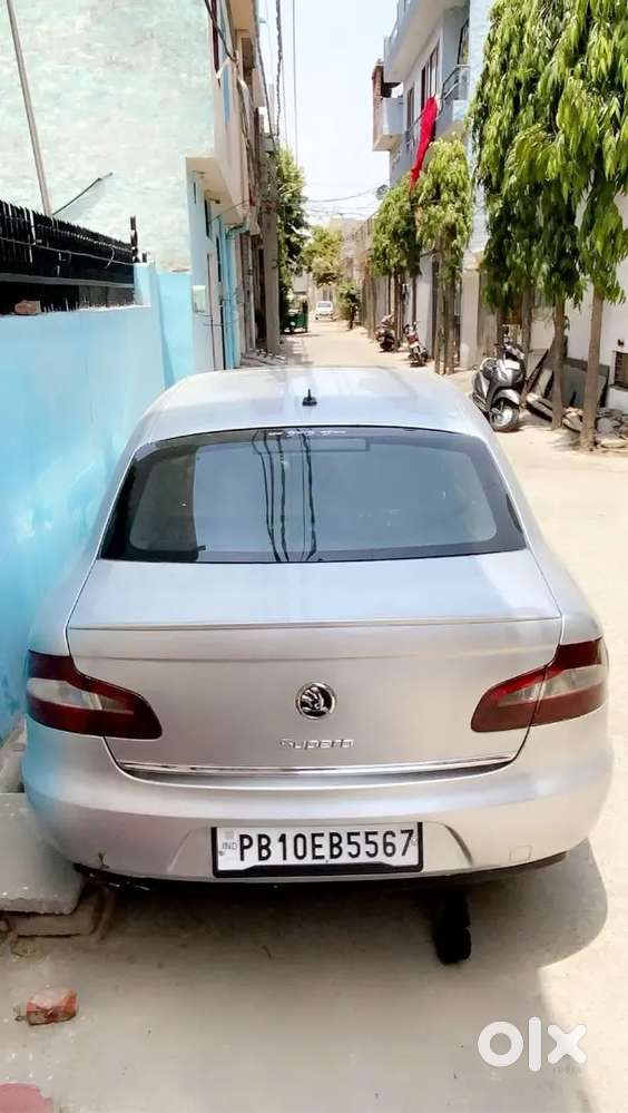 Skoda Superb 2013 Petrol