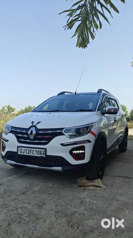 Triber Top Model With Automatic Transmission In Super Condition