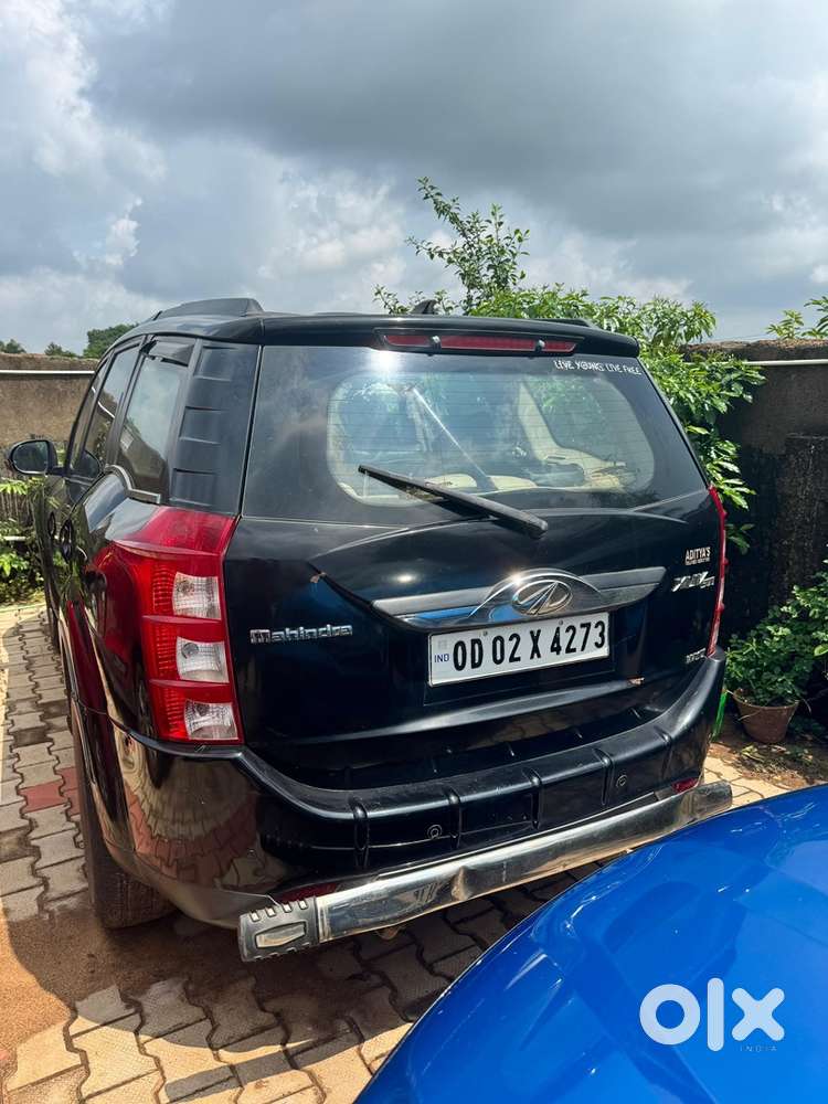 Mahindra Xuv500 2015 Diesel 130000 Km Driven