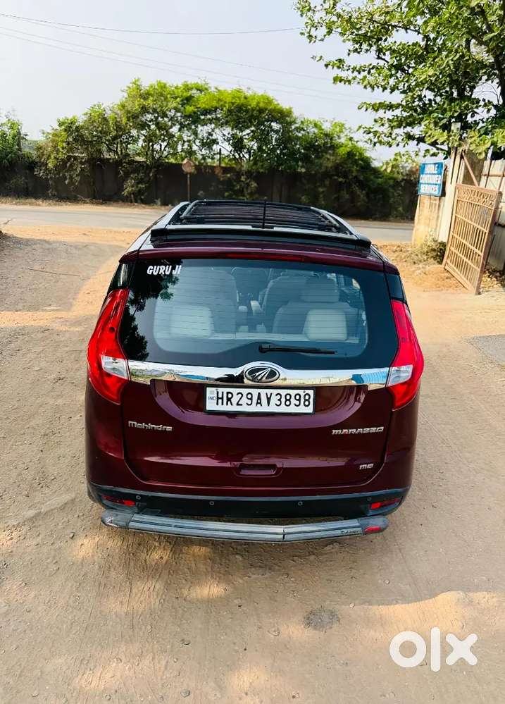 Mahindra Marazzo