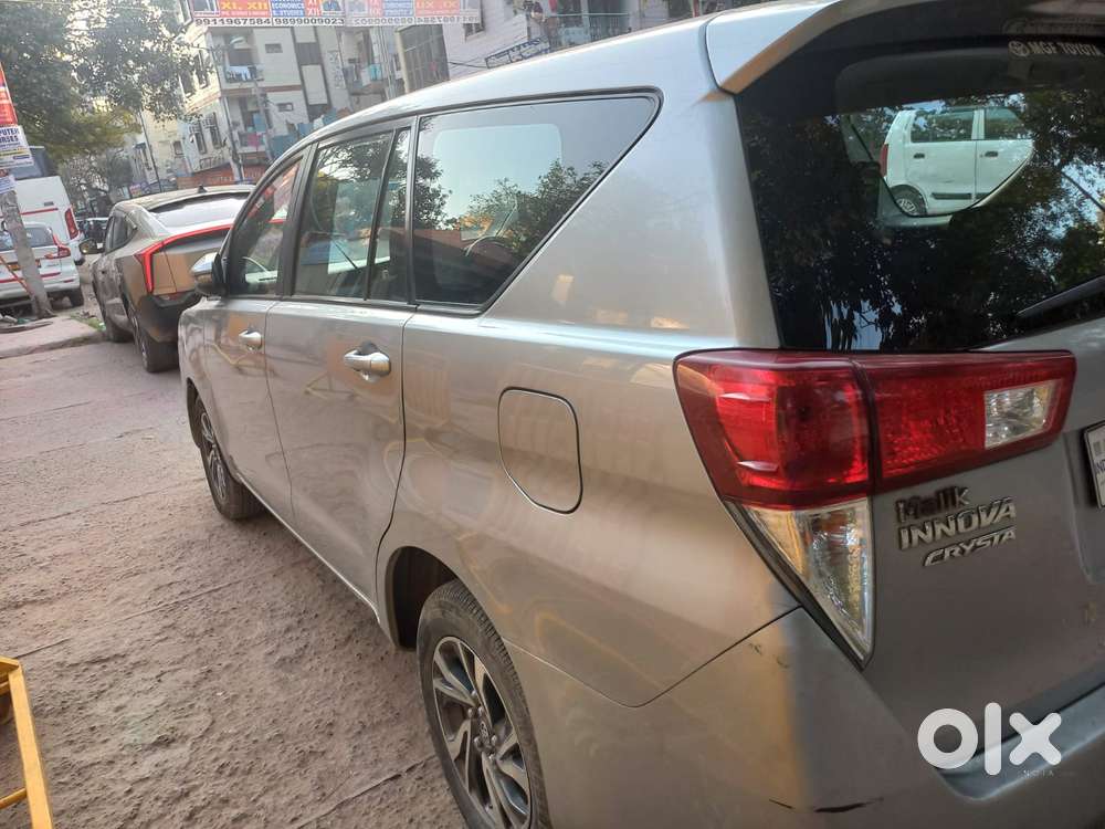 Toyota Innova Crysta 2.4 G Mt 8s, 2022, Diesel