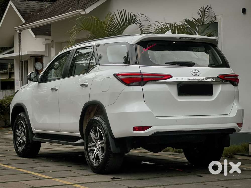 Toyota Fortuner 4x2 At 2.8 Diesel, 2023, Diesel