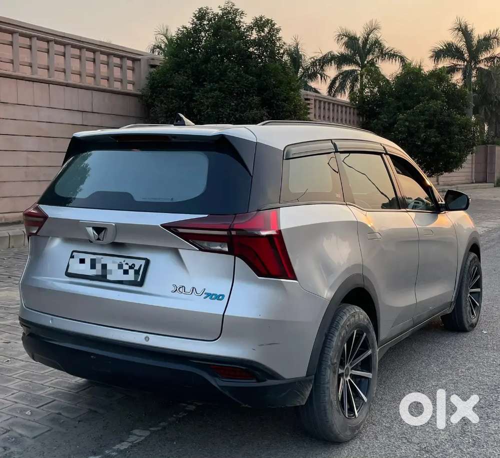 Mahindra Xuv700 Mx5 | 2023 | 1st Owner | 30k Km | Up16 | Petrol Manual
