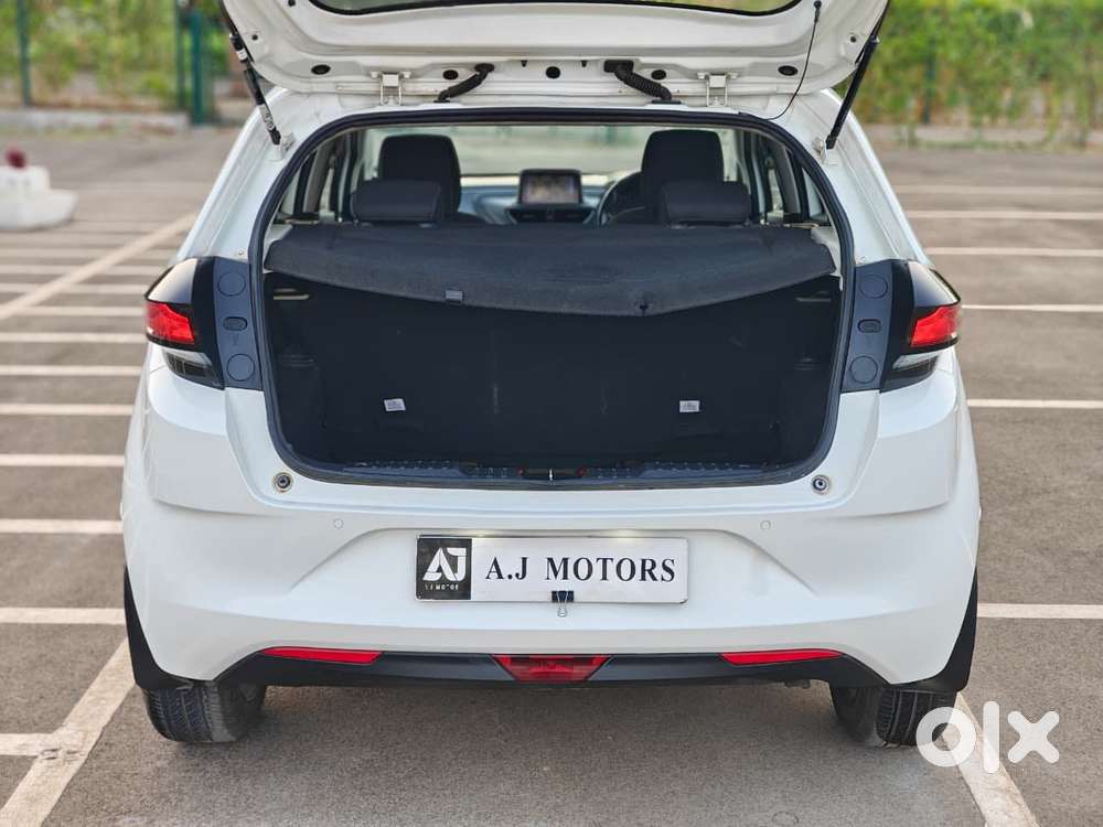 Tata Altroz Xz Plus (s), 2023, Diesel