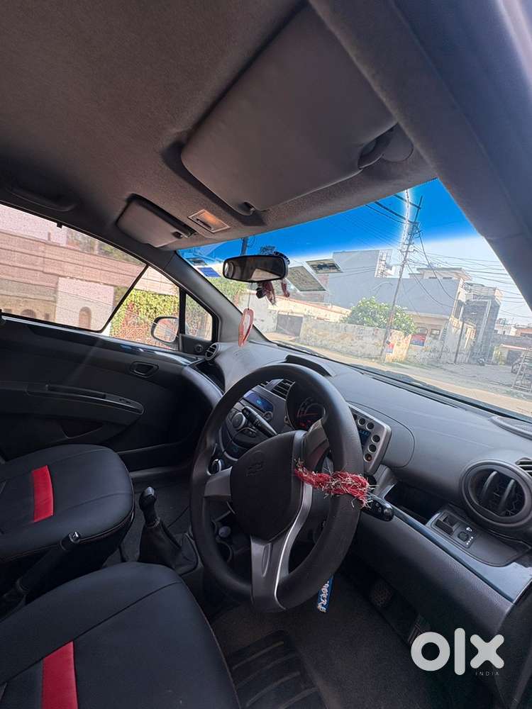 Chevrolet Beat Petrol 2010