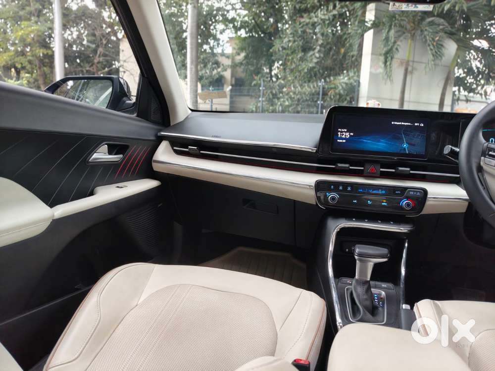 Hyundai Verna 1.5 Sx (o) Ivt, 2024, Petrol