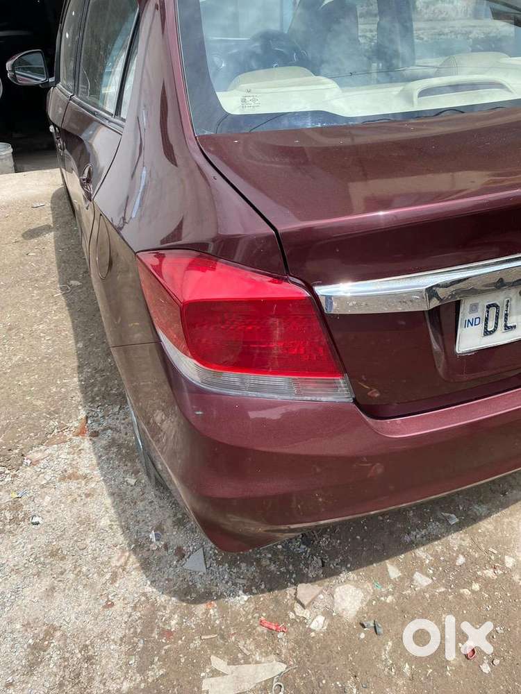 Honda Amaze 2015 Petrol Well Maintained