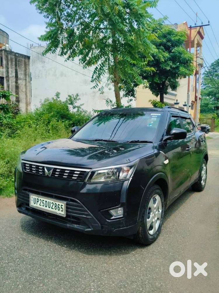 Mahindra Xuv300 W6, 2023, Cng & Hybrids