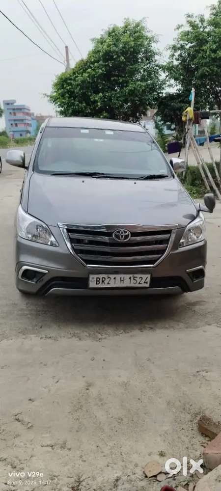 Toyota Innova 2013 Diesel 93000 Km Driven