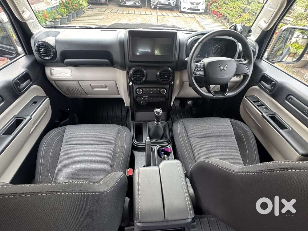 Mahindra Thar Roxx Mx1 Petrol Mt 2wd, 2026, Petrol