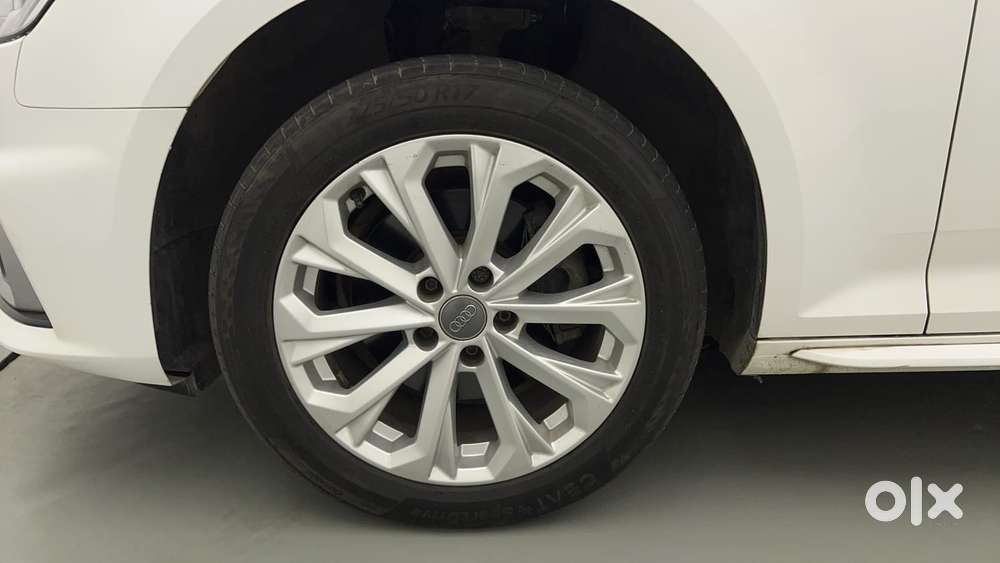 Audi A4 1.8 35 Tfsi Premium Plus, 2019, Petrol