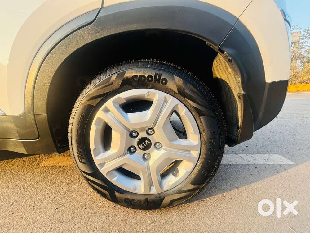 Kia Sonet 2023 White Manual Diesel 1st Owner Excellent Condition