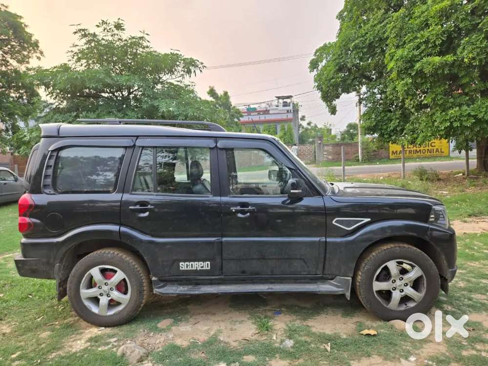 Mahindra Scorpio S11 2022