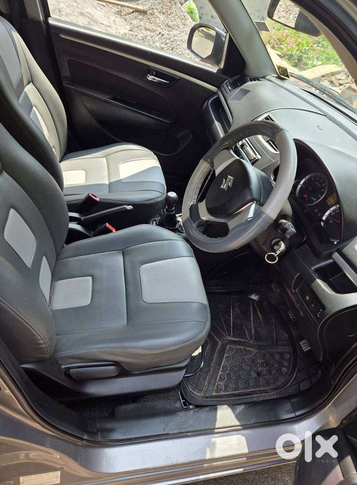 Maruti Suzuki Swift Vxi + Manual, 2012, Petrol